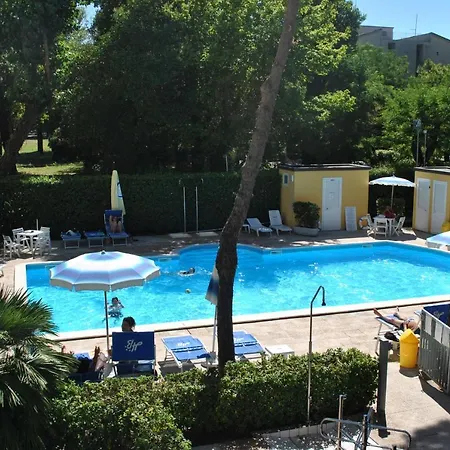 Bahama Otel