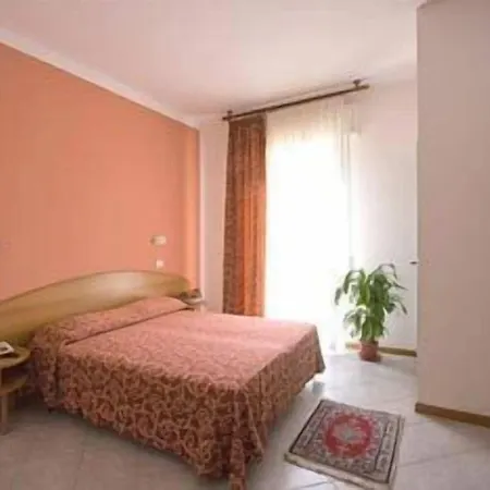 Hotell Bahama 3*