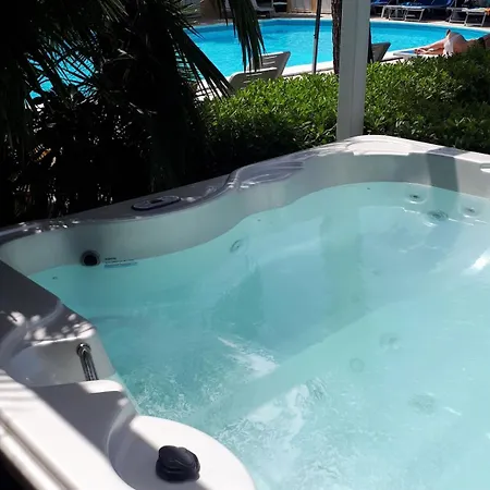 Bahama 3* Rimini