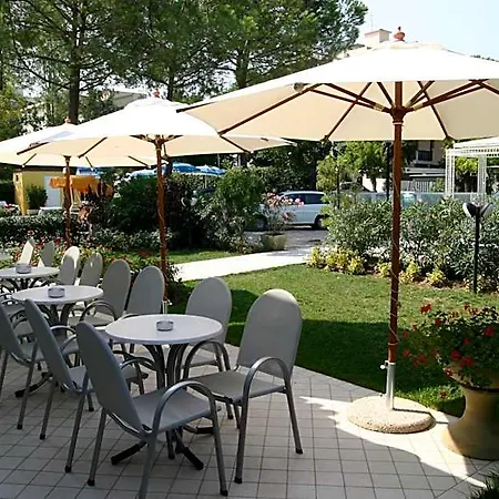 Bahama Otel