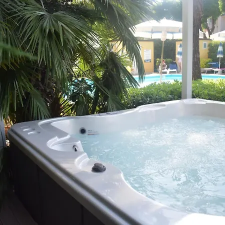 Bahama Hotell Rimini